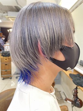 テトラ バイ ネオリーブ 横浜西口店(tetra by neolive) 横浜★ウルフインナーカラーブルー