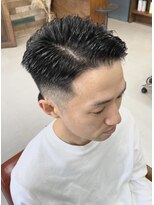アール(hair salon R.) 『R.』の2ブロ七三フェードスタイル
