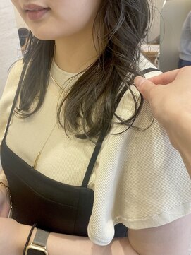 ウイバイファースト(u'i by first) 《透明感たっぷり♪》こっくりカーキグレージュ