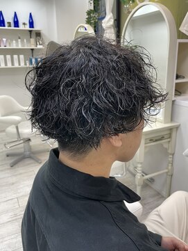 アルターシェリー(aL-ter che'rie) メンズ波巻きスパイラル/マッシュパーマ/ハイライト　新籾