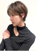 ハイライト白髪ぼかしダブルカラーインナーカラーショートボブ