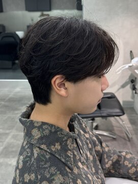 ジーニー 千葉(GENiE) ウルフ/センターパート/カルマパーマ/ニュアンスパーマ/古荘竜生