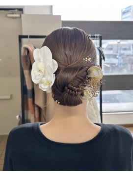 オウン(AUN) 卒業式ヘアセット