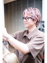 ビハインドザカーテン(BEHIND THE CURTAIN) 内田 尚希