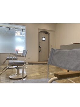 【三国ヶ丘駅徒歩8分】大人女性の“なりたい”を叶える、少人数制の癒し系プライベートサロン