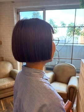 スタジオ エット(studio ett) チェリーレッドのボブ