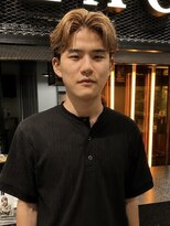 ブラック(BLACK) ミルクティーベージュセンターパート