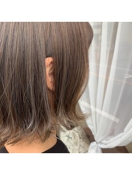 ファヴォリ(favori) 【favori　自由が丘】切りっぱなしボブ×ハイライト3Dカラー