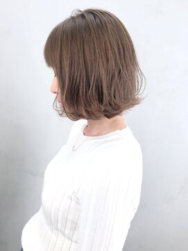 アイティー バイ アルバム 中野店(IT by ALBUM) ベージュボブ_外ハネボブアッシュブラウンネオウルフ_ba273182