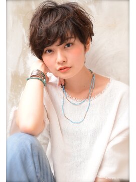 ロイジー(roijir) roijirイルミナインナーカラーxスパイラルxセンシュアルショート