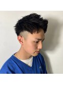 刈り上げショートアップバング