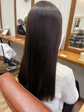 エ フュチュール(et Futur) 暗髪×ウルつやロング｜大人ヘア/天使の輪/20代/30代/40代