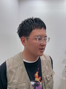 ニール シトロン 名古屋 伏見 丸の内(NEELU citron) スパイキーショート