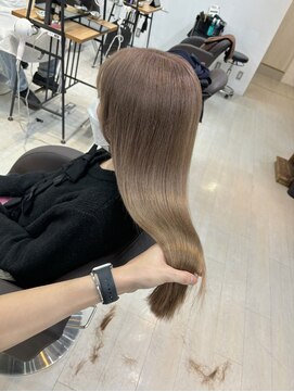 アイズ 横浜(IS) [YASU指名]グレージュカラー/ミルクティーグレー/横浜