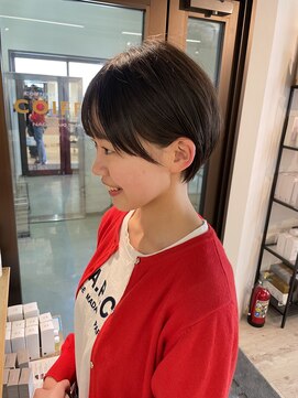 コワファーストナガサキシャンプーボーイ(COIFF1RST NAGASAKI SHAMPOO BOY) 大人ショートボブ丸みショートカットマッシュショート前髪あり