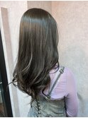 暗髪でも重たく見えない!透明感◎オリーブベージュ