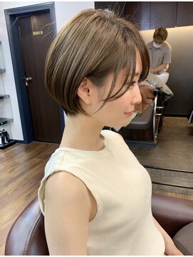 リコバイアフロート(riko by afloat) 【畑中正敏】愛されショートボブ艶髪/似合わせカット