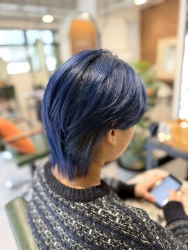 シャルムバイルーチェココ(CHARME by Lu'ce coco) ネイビーブルー×ハンサムショート