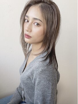 ディコ(Dico) 【顔まわりレイヤー×くすみベージュ】#天神#レイヤーカット