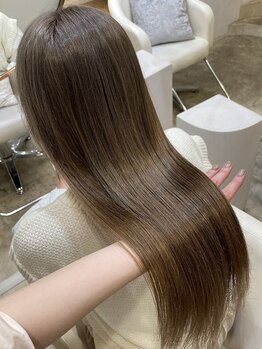 レア 表参道(L'ea)の写真/乾燥や湿気で広がり・うねりが気になる方に!厳選した薬剤を使用し、サラ艶髪で指通りの良い髪へ*#韓国