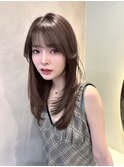 レイヤーカット　ミディアム　顔まわり　ショコラベージュ