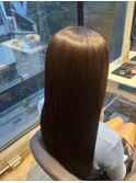 縮毛矯正のメンテナンスで髪質改善トリートメントを！