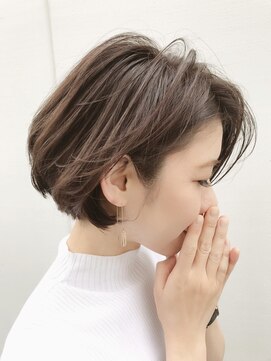 Ruufus恵比寿南/白髪ぼかしハイライト/ショートボブ/髪質改善 40代50代にハマる大人の丸みコンパクトボブ【Ruufus】
