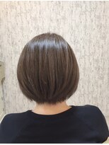 レヴィア 神栖店(revia)&nbsp;自然にまとまるショートボブ