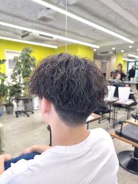 フィカ(fika) fika メンズパーマ　ツイストスパイラル