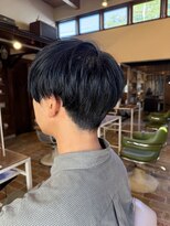 テントヘアー(tent hair) 丸みシルエットのメンズショートスタイル