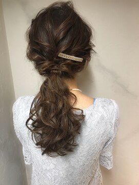 ヘアスタジオニコ(hair studio nico...) ローポニーテール