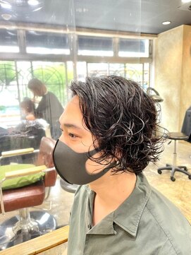 ナンバー アリア 三軒茶屋(N° aria) 爽やかツーブロック刈り上げ束感アップバング