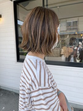 ノイズ(Noi'z) 揺れるゆれるボブ