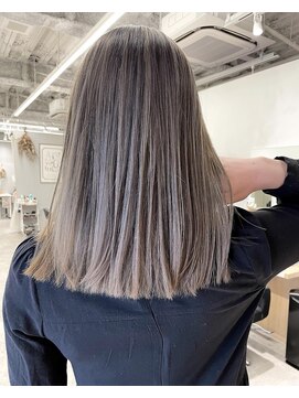 アヴァンス 京橋店(AVANCE) 白髪ぼかしも対応○外国人風エアータッチバレイヤージュ