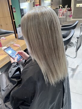 リー 京橋(Lee) ホワイトシルバーカラー