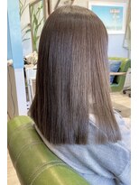 トイロ(toiro)&nbsp;ダメージレス縮毛矯正とミディアム