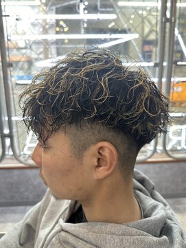 ライズトーキョー 土浦店(RISE TOKYO) スペインカール×ハイライト(メッシュ)