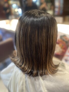 サロン ヴィジン ニューヨーク Salon Vijin NY 外ハネ