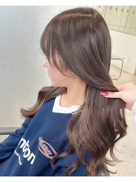 ユーフォリア 渋谷グランデ(Euphoria SHIBUYA GRANDE) エクステ　レイヤーカット　ブラウンカラー　透明感カラー　YUKI