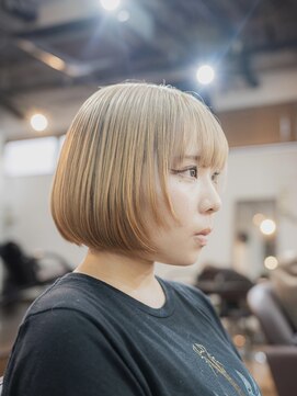 ライズ バイ レボ(RISE by REVO) ハイトーン/ショートボブ/顔まわりレイヤー
