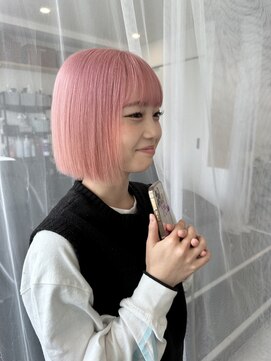 カラ ヘアーサロン(Kala Hair Salon) ホワイトピンク