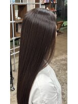 ディシェーレローブ(die Schere Lob) 【大人女性】赤みを抑えたラベンダーブラウン