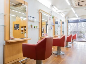 ビューティー サロン カワチ 中庄団地本店(Beauty Salon KAWACHI)の写真/【倉敷/中庄】女性スタイリストのみ◎大人女性から圧倒的支持！落ち着いたプライベート空間でサロン時間を!