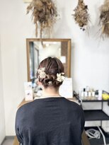 ヘアーデザイン ピニック(hair design P2C)&nbsp;お呼ばれヘアはゆるっと三つ編みで