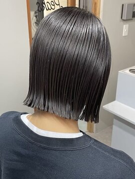 レラート デザイン コスタ 浦和(Relato DESIGN COSTA) 縮毛矯正×切りっぱなし外ハネボブ