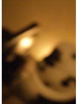 マワル(maWaRu)の写真/「髪を育てる」大人女性へ、土台ケア+心ほどけるKUTSUROGIヘッドスパを。日常を忘れる贅沢な半個室サロン。