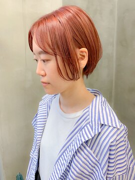 テトヘアー(teto hair) ピンクベージュ、ショートボブ、薄いピンク、ブリーチ