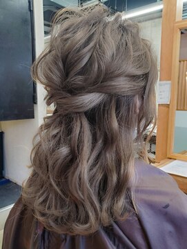 ユッカ エルア 武庫之荘南口(YUCCA elua) 【elua MIKI 指名限定】ヘアセット