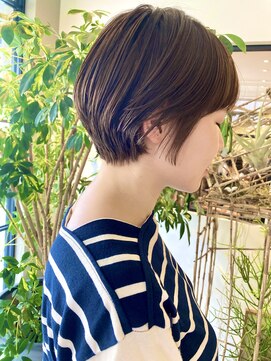 ラーサ(LaHzA) 小顔かっと◎丸みふんわりショート