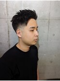 2ブロック　刈り上げマッシュ　フェードスタイル　サイドパート